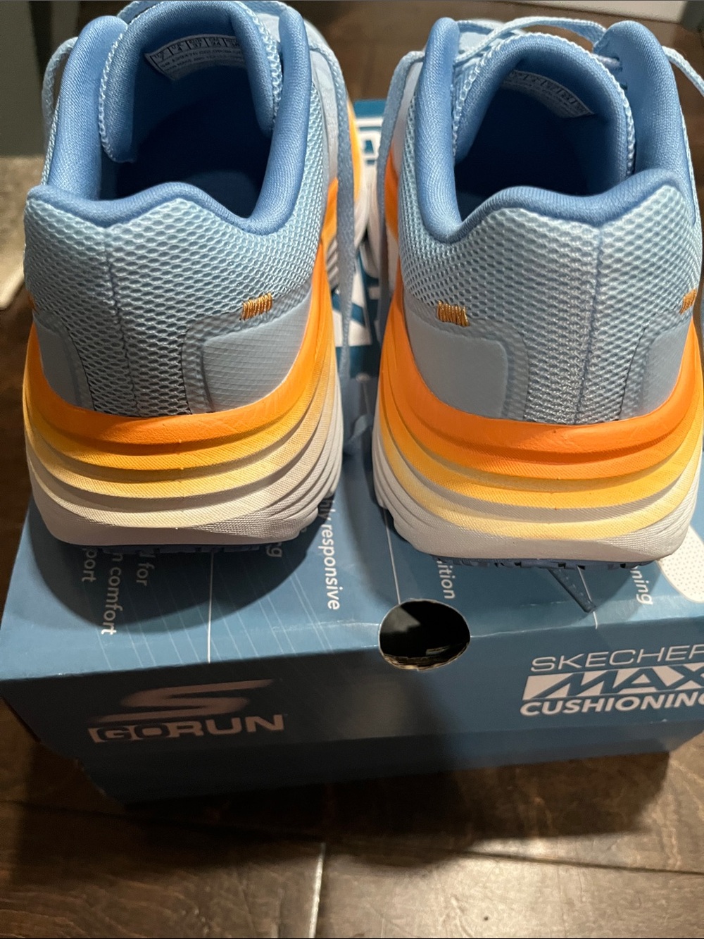 Skechers Max Cushioning Go Run! Great condition! Worn a couple of times! - Picture 8 of 12